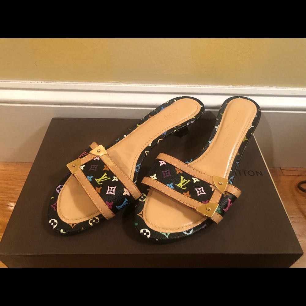 AUTHENTIC LV SHOE